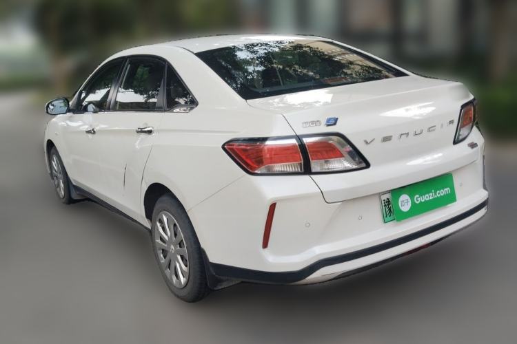 Used Venucia D60EV 2022 Standard Range Smart Drive Version Rear Left 45 Deg