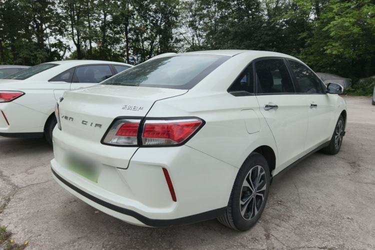 Used Venucia D60EV 2022 Standard Range Comfort Edition Rear Right 45 Deg