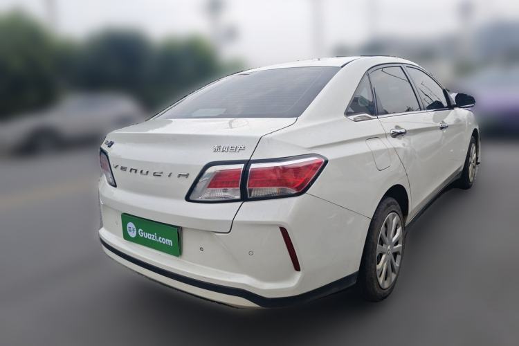 Used Venucia D60EV 2022 Standard Range Smart Drive Version Rear Right 45 Deg