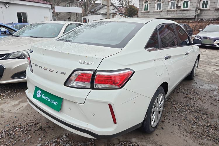 Used Venucia D60EV 2022 Standard Range Smart Drive Version Rear Right 45 Deg