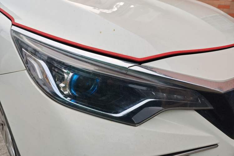 Used Venucia D60EV 2022 Standard Range Smart Drive Version Right Front Headlight