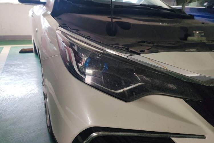 Used Venucia D60EV 2022 Standard Range Smart Drive Version Right Front Headlight