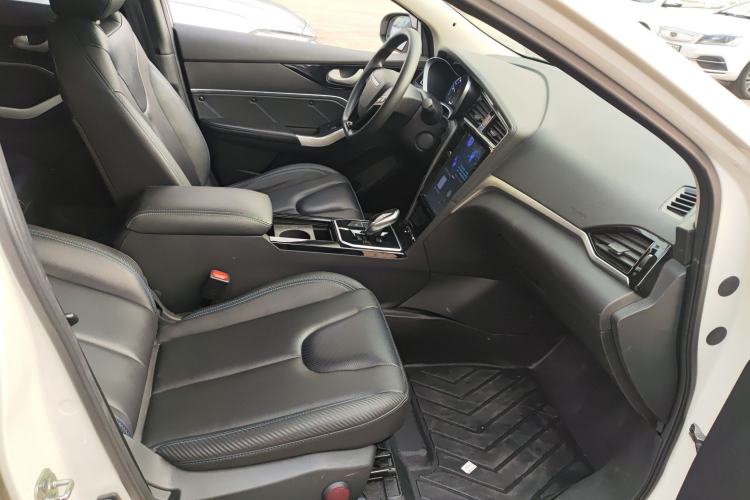 Used Venucia D60EV 2022 Standard Range Smart Drive Version Right Front Seat