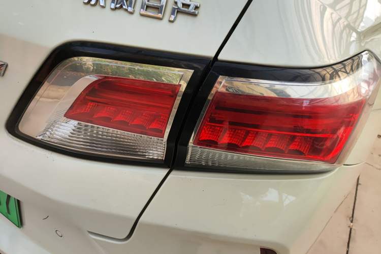 Used Venucia D60EV 2022 Standard Range Smart Drive Version Right Rear Taillight