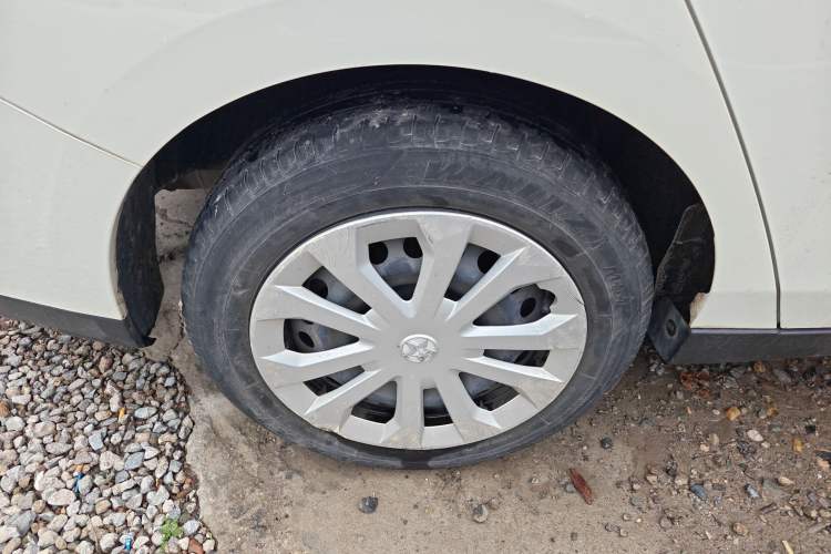 Used Venucia D60EV 2022 Standard Range Smart Drive Version Right Rear Wheel Hub