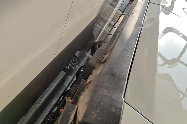 Used Venucia D60EV 2022 Standard Range T3 Right Side Sill