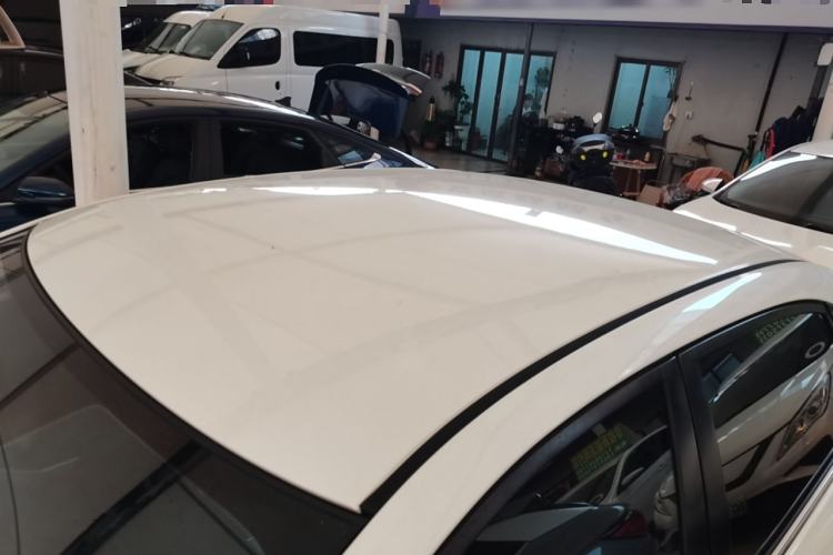 Used Venucia D60EV 2022 Standard Range Smart Drive Version Roof