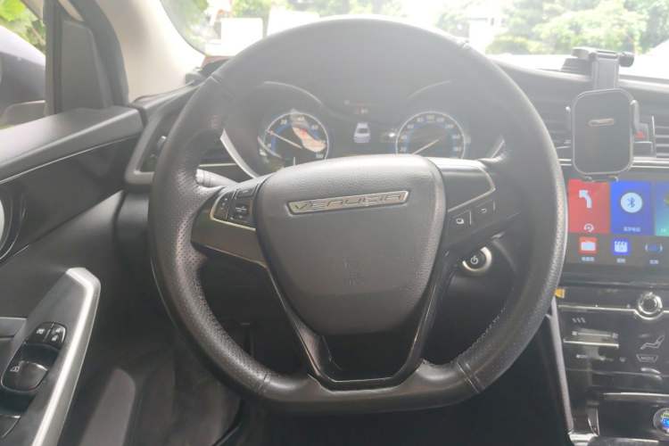 Used Venucia D60EV 2022 Standard Range Smart Drive Version Steering Wheel