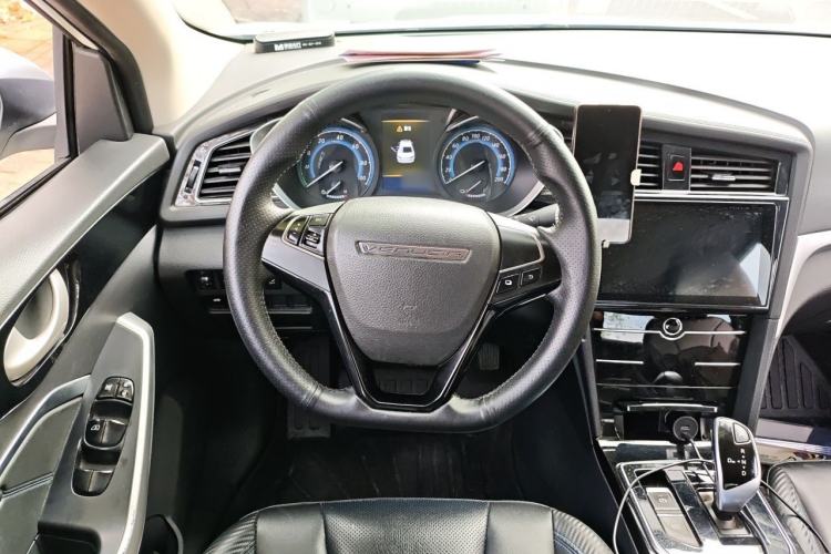 Used Venucia D60EV 2022 Standard Range Smart Drive Version Steering Wheel
