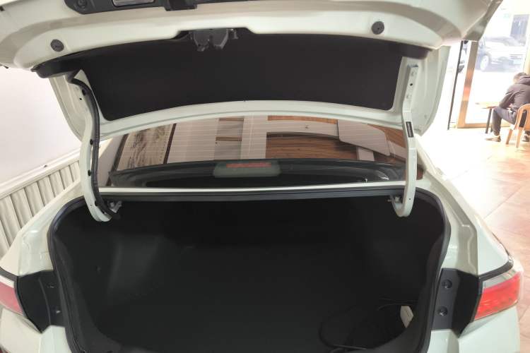 Used Venucia D60EV 2022 Standard Range Smart Drive Version Trunk