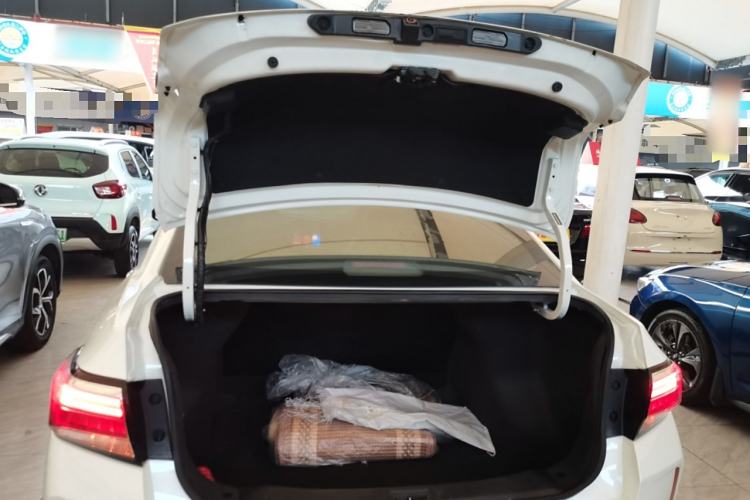 Used Venucia D60EV 2022 Standard Range Smart Drive Version Trunk