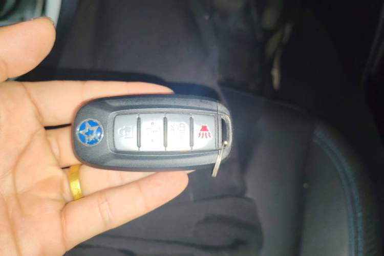Used Venucia D60EV 2022 Standard Range Smart Drive Version Vehicle Key