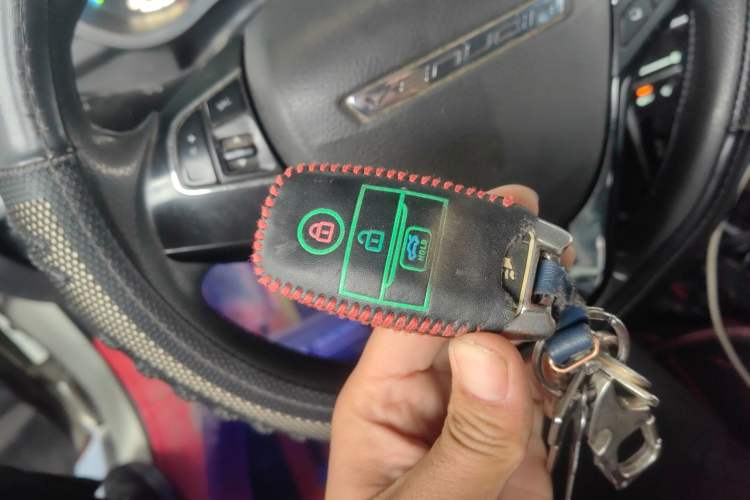 Used Venucia D60EV 2022 Standard Range Smart Drive Version Vehicle Key