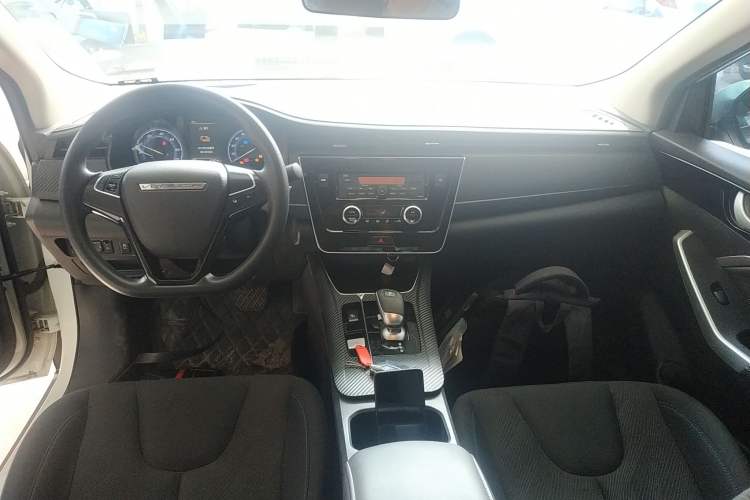 Used Venucia D60EV 2023 PLUS Comfort Edition SI Model Center Console