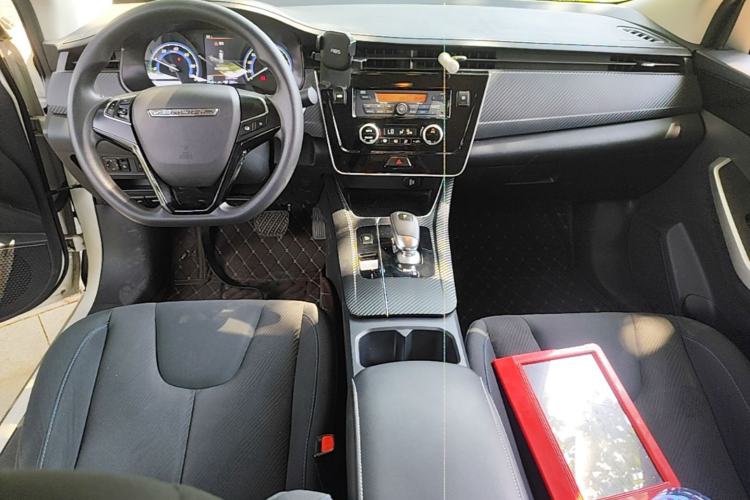 Used Venucia D60EV 2023 PLUS Comfort Edition RJ Model Center Console