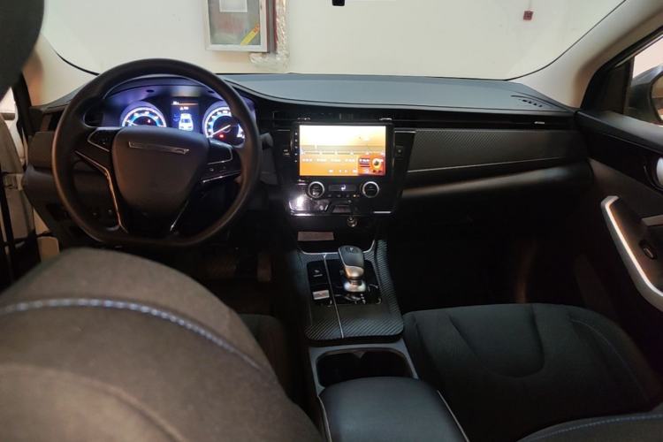 Used Venucia D60EV 2023 PLUS Comfort Edition SI Model Center Console