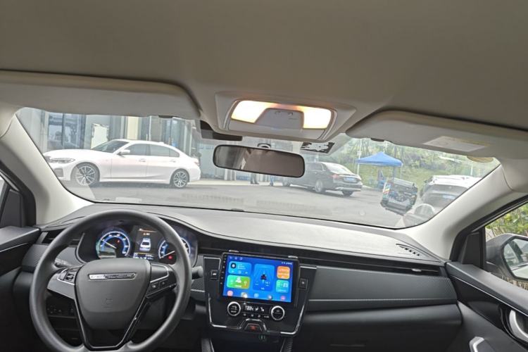 Used Venucia D60EV 2023 PLUS Comfort Edition SI Model Center Console