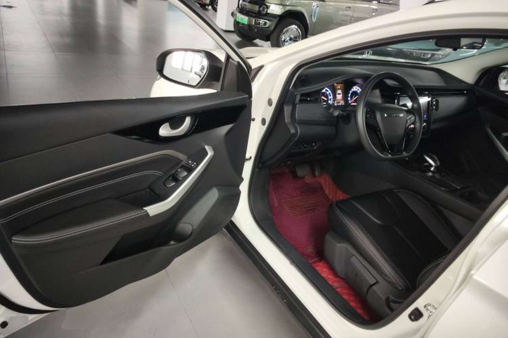 Used Venucia D60EV 2023 PLUS Comfort Edition SI Model Driver Seat