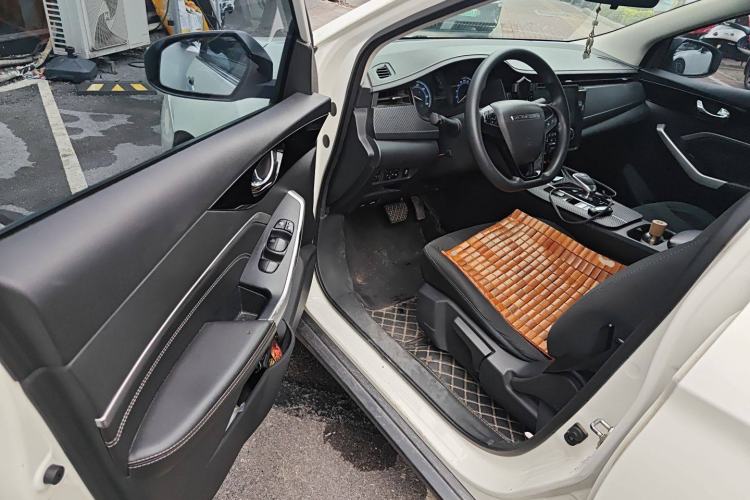 Used Venucia D60EV 2023 PLUS Comfort Edition RJ Model Driver Seat