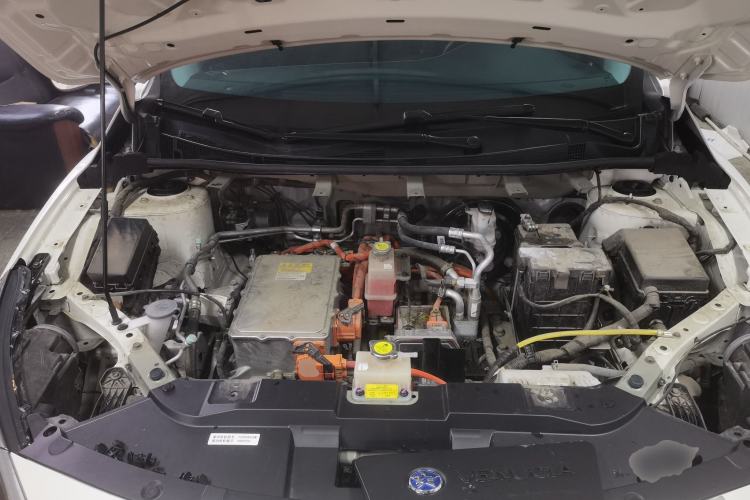 Used Venucia D60EV 2023 PLUS Comfort Edition SI Model Engine Bay