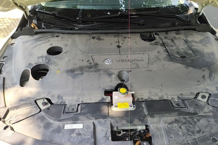 Used Venucia D60EV 2023 PLUS Comfort Edition RJ Model Engine Bay