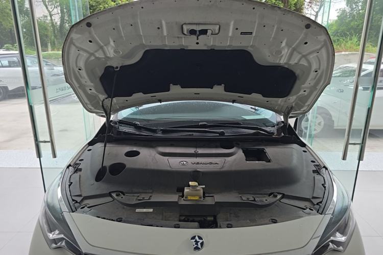Used Venucia D60EV 2023 PLUS Comfort Edition RJ Model Engine Bay