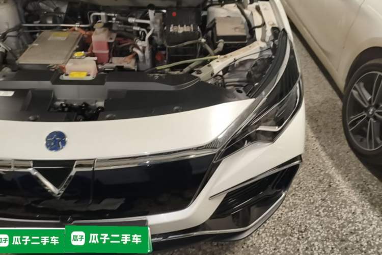 Used Venucia D60EV 2023 PLUS Comfort Edition SI Model Engine Bay Left