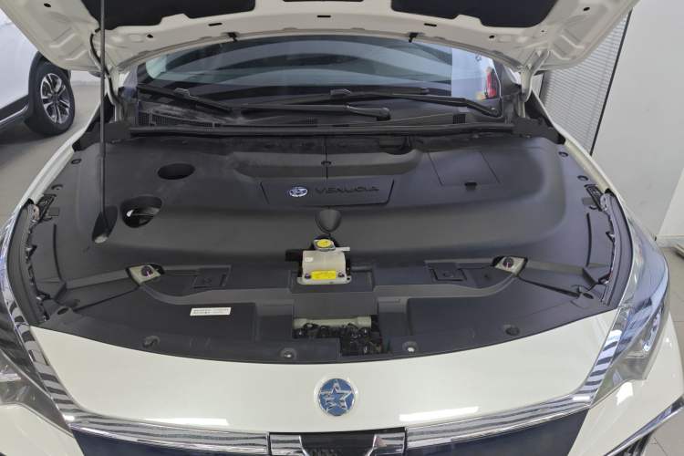 Used Venucia D60EV 2023 PLUS Comfort Edition RJ Model Engine Bay