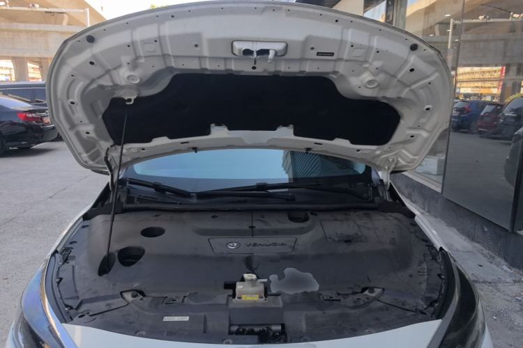 Used Venucia D60EV 2023 PLUS Comfort Edition RJ Model Engine Bay