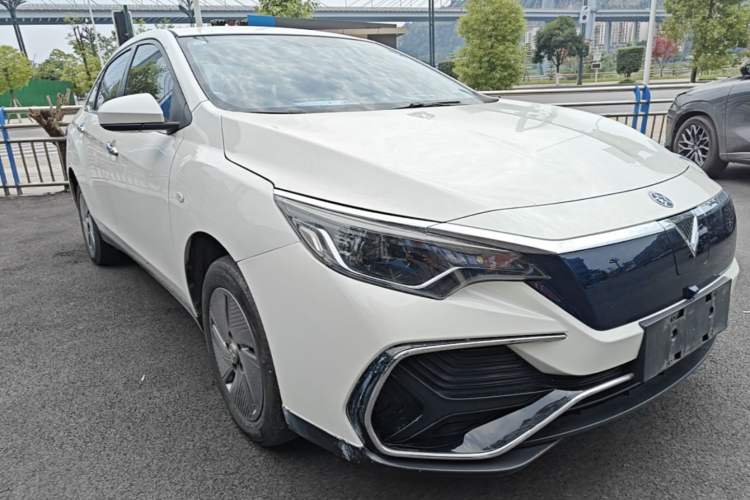 Used Venucia D60EV 2023 PLUS Comfort Edition SI Model Exterior 1