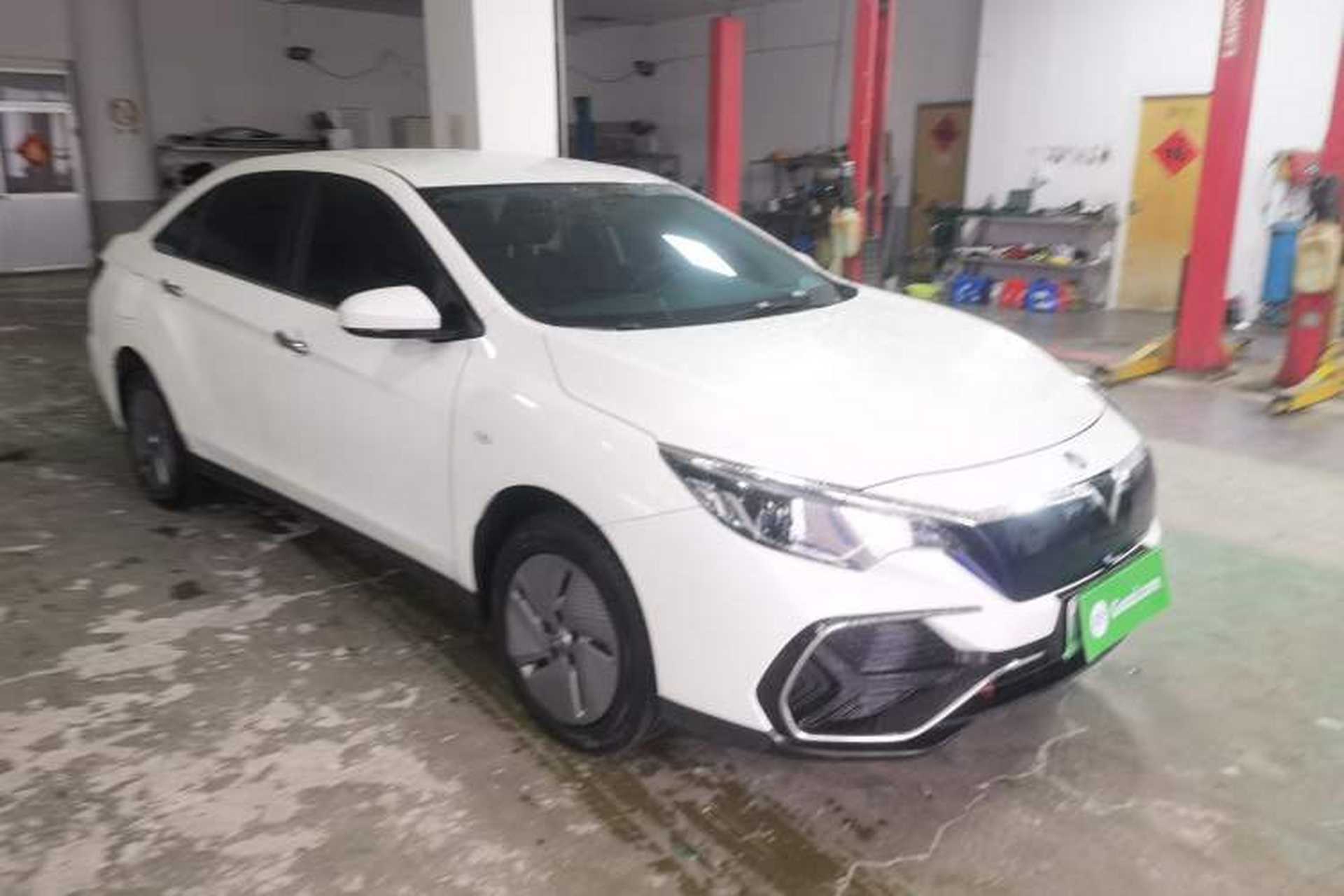 Used Venucia D60EV 2023 PLUS Comfort Edition RI Type Exterior 1