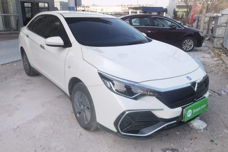 Used Venucia D60EV 2023 PLUS Comfort Edition SI Model Exterior 2