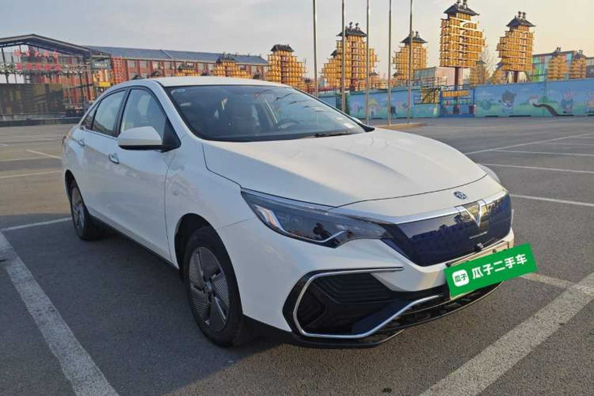 Used Venucia D60EV 2023 PLUS Comfort Edition SI Model Exterior 2