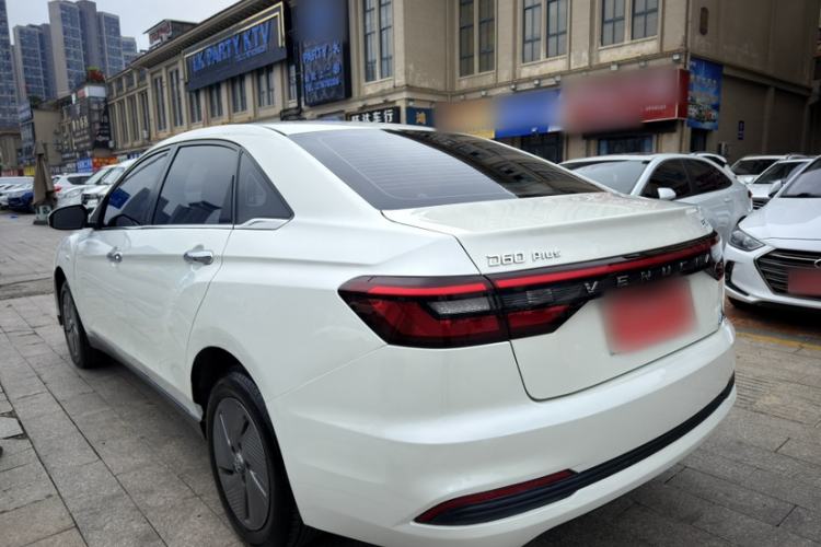 Used Venucia D60EV 2023 PLUS Comfort Edition SI Model+ Exterior 3