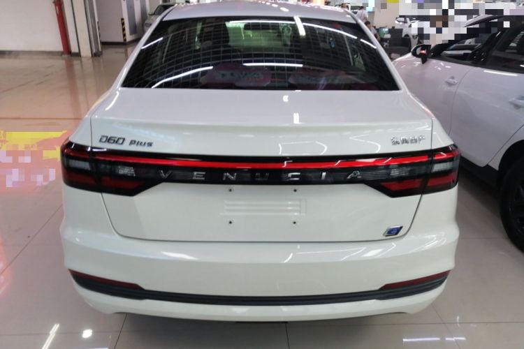 Used Venucia D60EV 2023 PLUS Comfort Edition SI Model Exterior 4