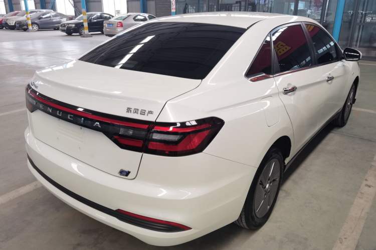 Used Venucia D60EV 2023 PLUS Comfort Edition SI Model Exterior 5