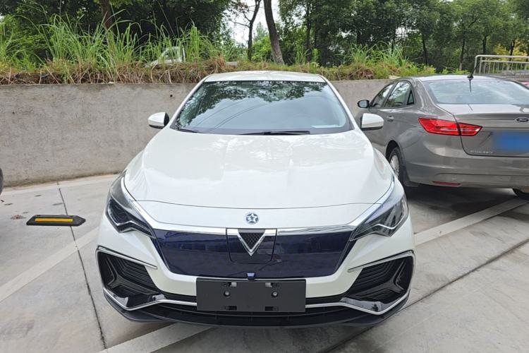 Used Venucia D60EV 2023 PLUS Comfort Edition RJ Model Front