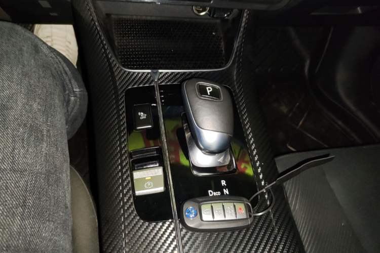 Used Venucia D60EV 2023 PLUS Comfort Edition SI Model Gear Lever