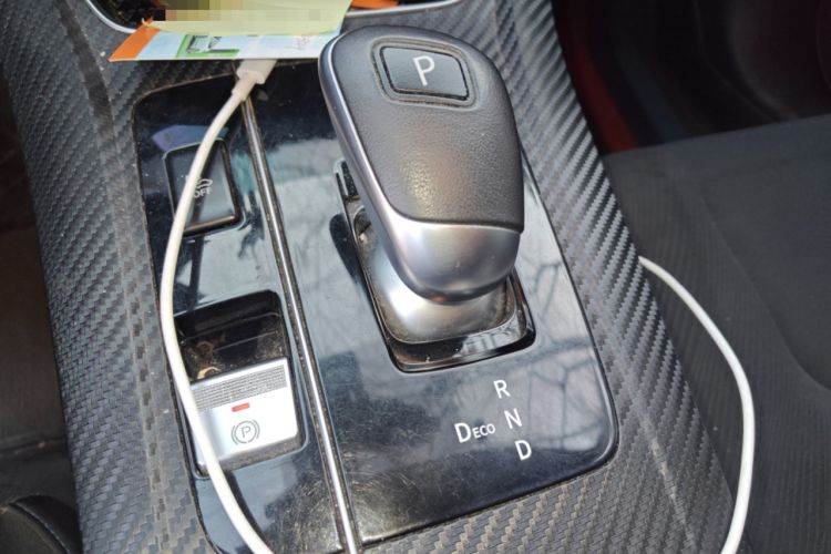 Used Venucia D60EV 2023 PLUS Comfort Edition RJ Model Gear Lever
