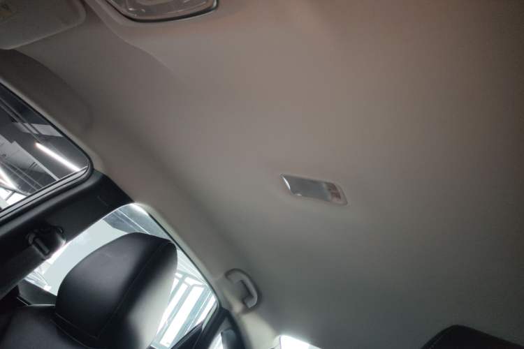 Used Venucia D60EV 2023 PLUS Comfort Edition SI Model Headliner