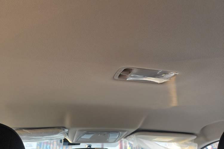 Used Venucia D60EV 2023 PLUS Comfort Edition SI Model Headliner