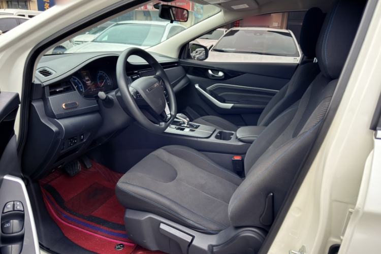 Used Venucia D60EV 2023 PLUS Comfort Edition SI Model+ Interior 4