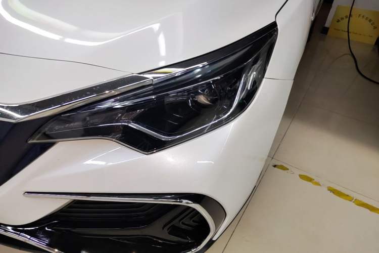 Used Venucia D60EV 2023 PLUS Comfort Edition SI Model Left Front Headlight