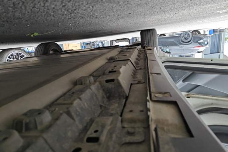 Used Venucia D60EV 2023 PLUS Comfort Edition SI Model Left Side Sill