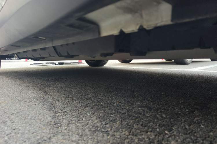 Used Venucia D60EV 2023 PLUS Smart Drive Edition SI Model Left Side Sill