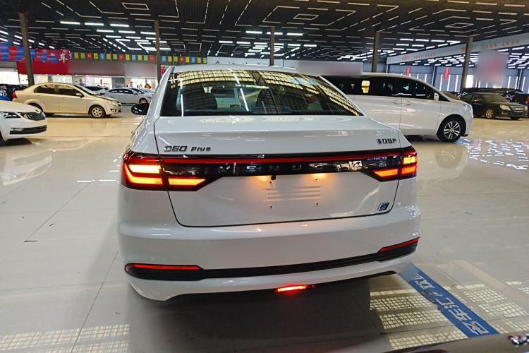 Used Venucia D60EV 2023 PLUS Comfort Edition CI Model Rear