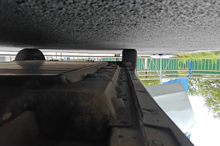 Used Venucia D60EV 2023 PLUS Comfort Edition SI Model Right Side Sill