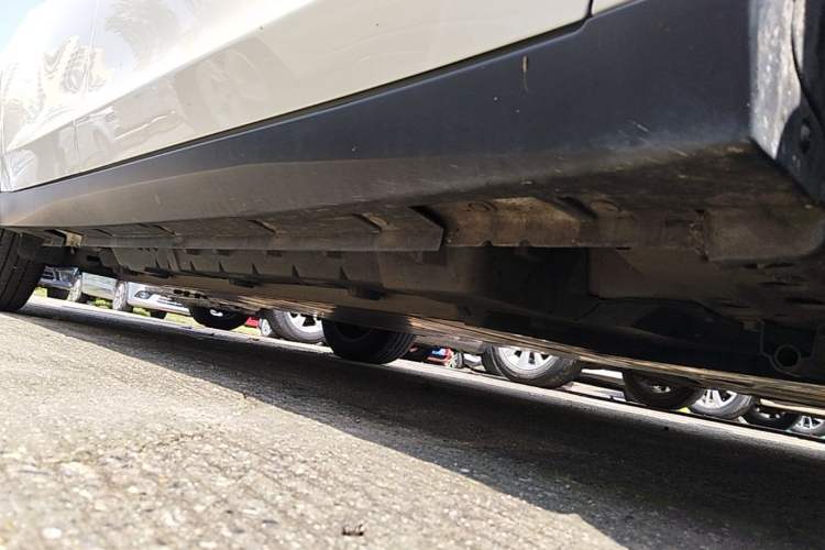 Used Venucia D60EV 2023 PLUS Comfort Edition CI Model Right Side Sill