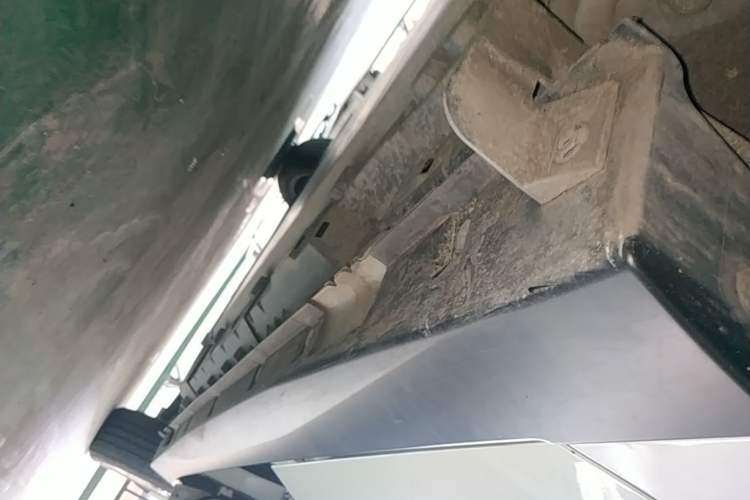 Used Venucia D60EV 2023 PLUS Comfort Edition SI Model Right Side Sill