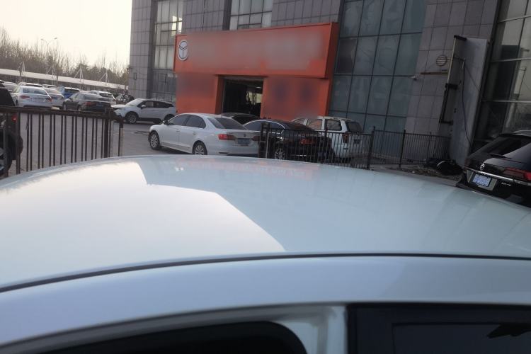 Used Venucia D60EV 2023 PLUS Comfort Edition SI Model Roof